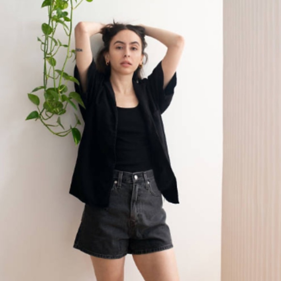 Levi's Pants - High Loose Shorts